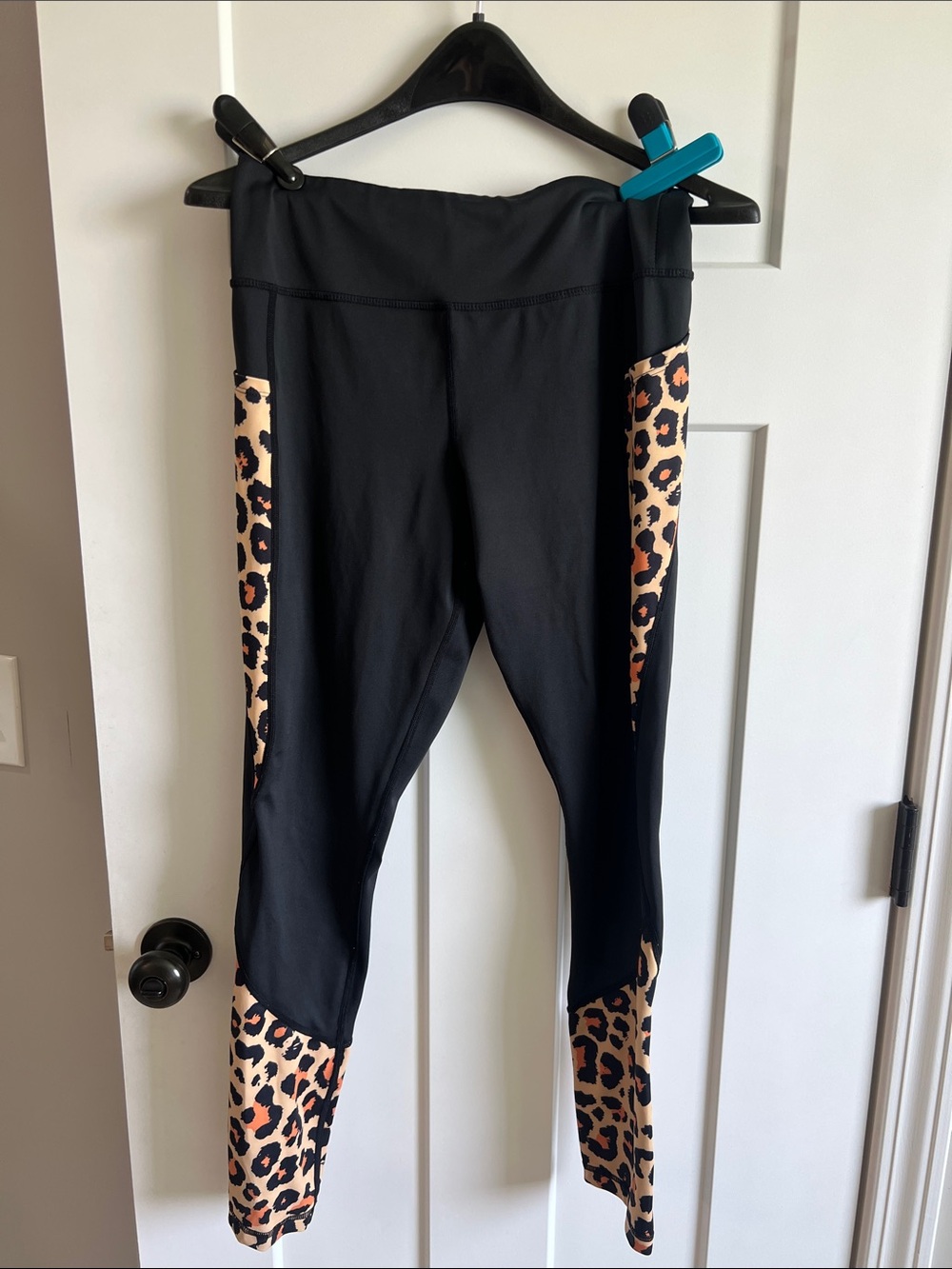Black Leggings with Leopard-Print Side & Ankle Panels & Pockets!